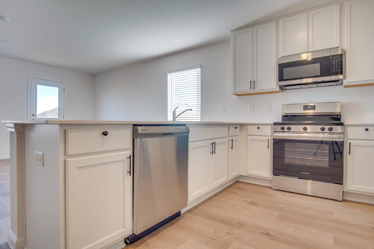 4756 Eagles Ridge Rd - Photo 7 of 21