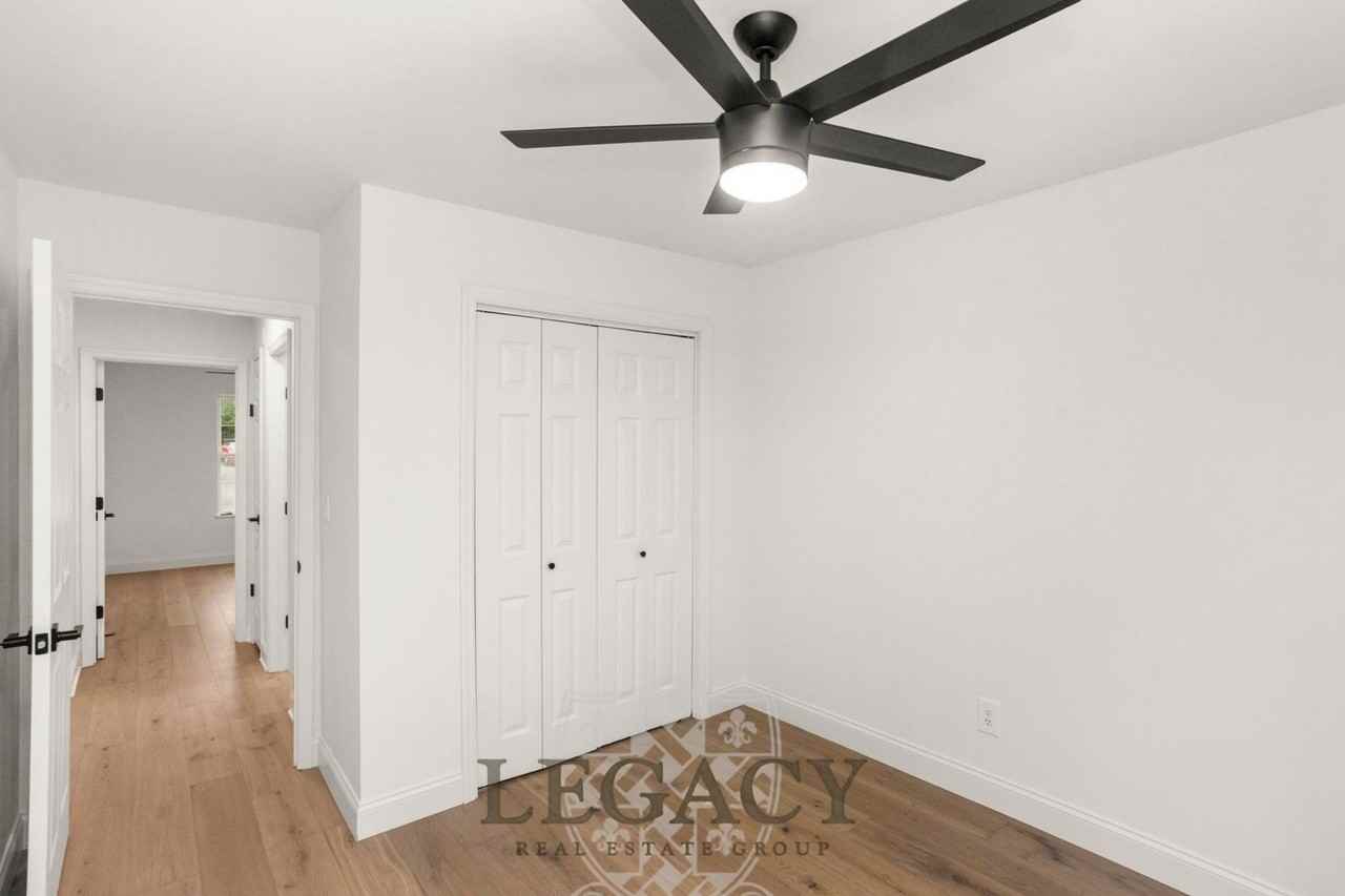 100 Sadler Ct - Photo 5 of 40