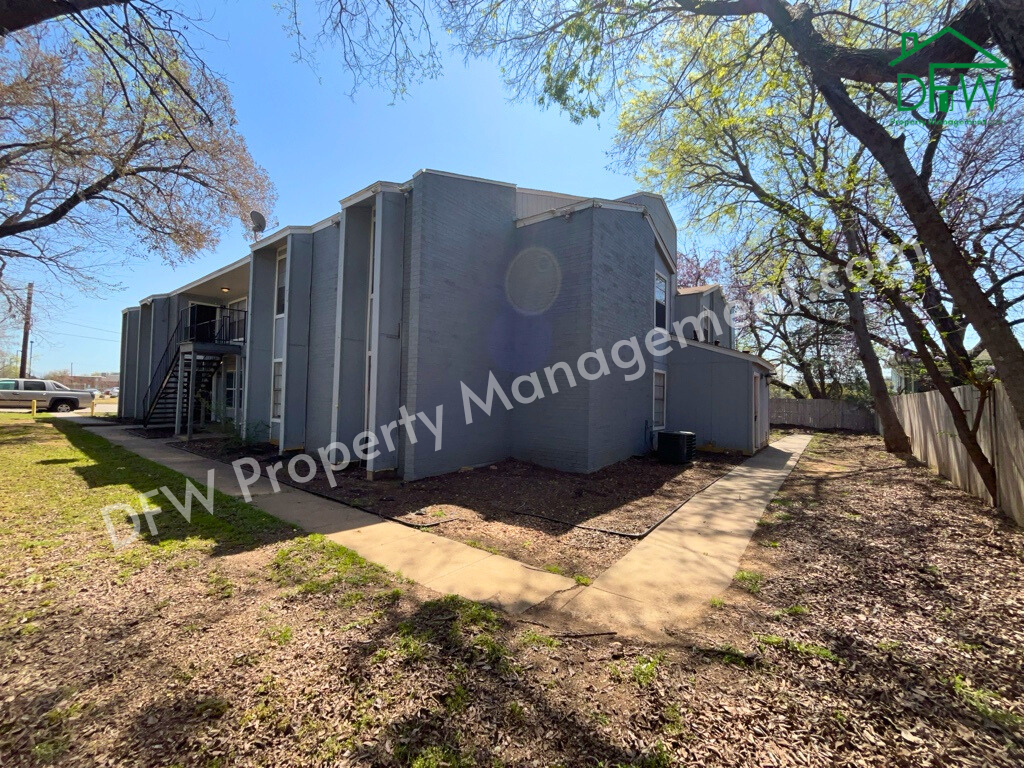 219 Fry St #5 - Photo 2 of 7