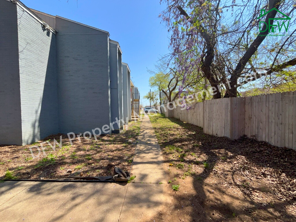 219 Fry St #5 - Photo 4 of 7