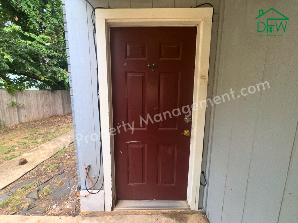 219 Fry St #7 - Photo 4 of 16