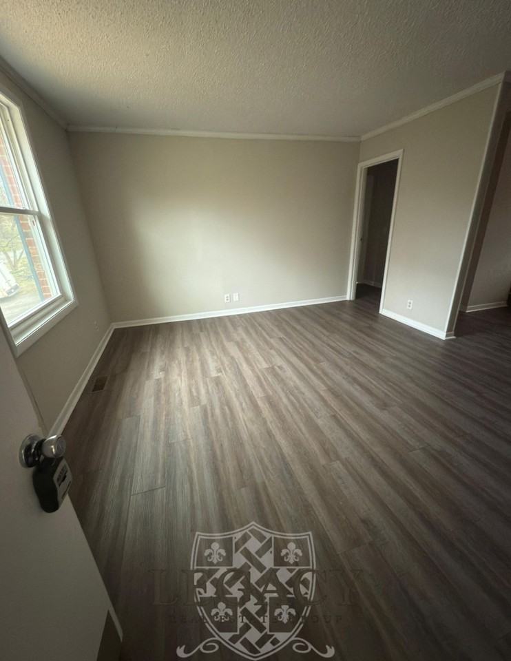 2415 Vale Ln #A - Photo 2 of 7