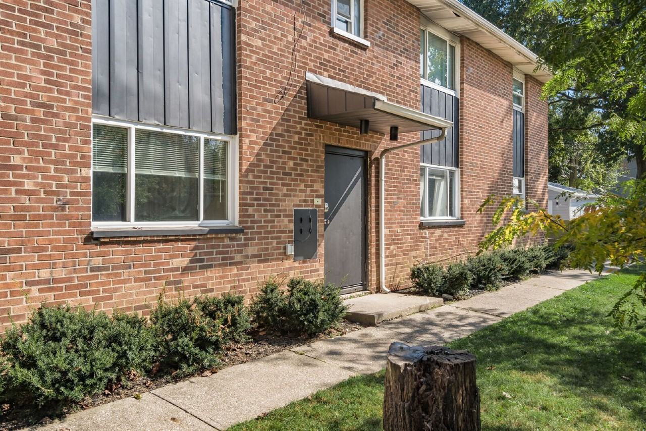 721 Reinhard Ave #D - Photo 4 of 50