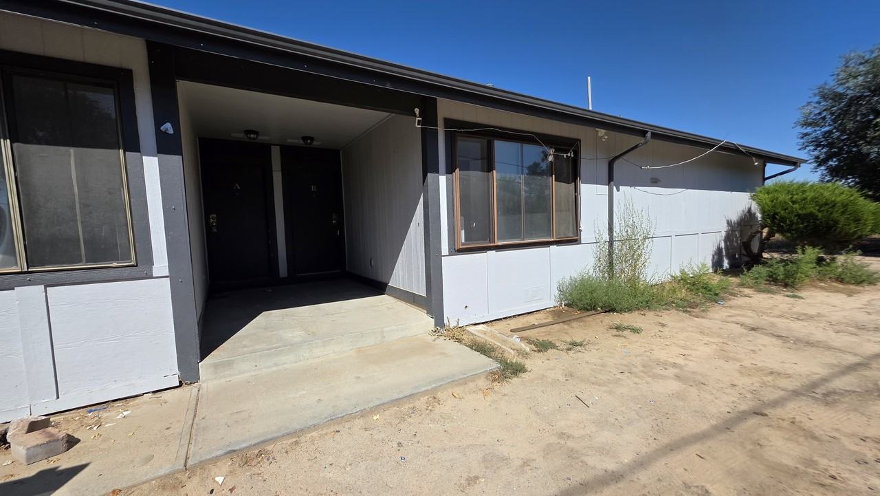 6370 Monaco Street - Photo 2 of 24