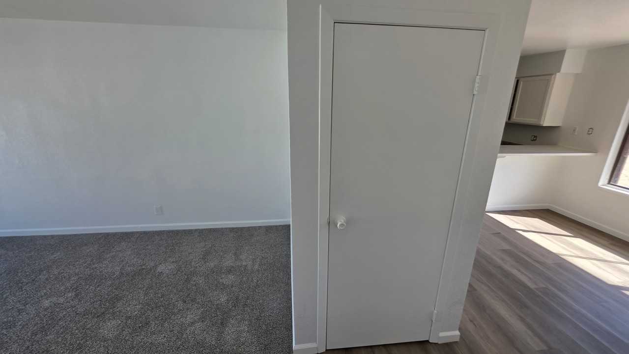 6370 Monaco Street - Photo 5 of 24