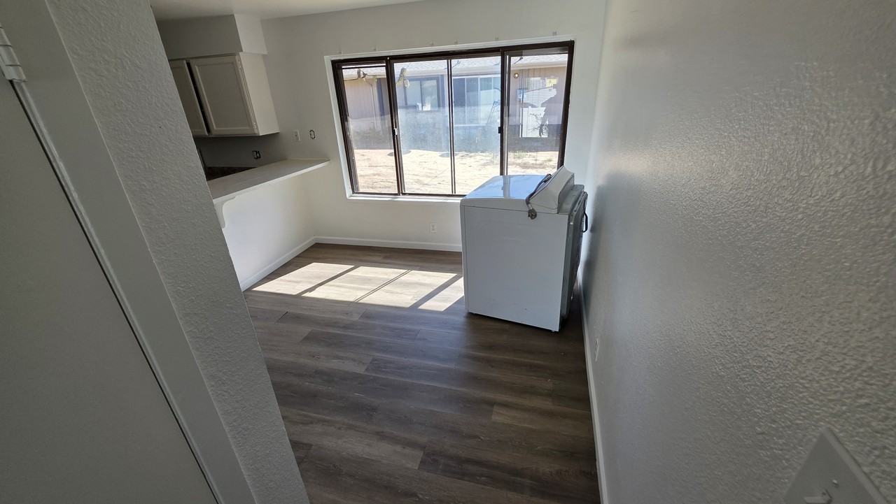 6370 Monaco Street - Photo 6 of 24