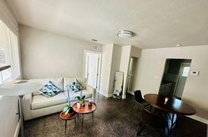 featured image of 6149 Sw 64th St