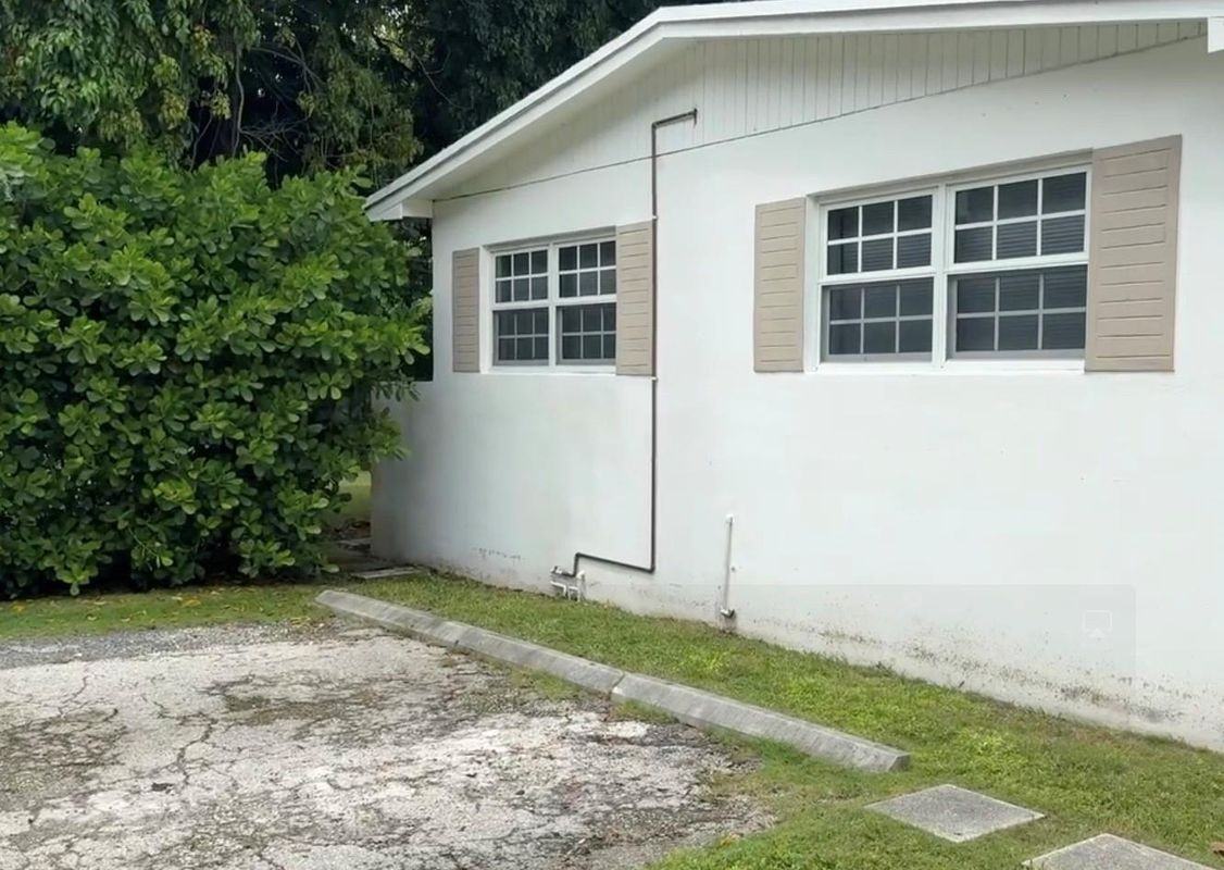 6149 Sw 64th St - Photo 2 of 3