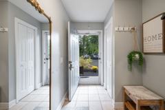 410 Farmington Ave - Photo 1 of 1