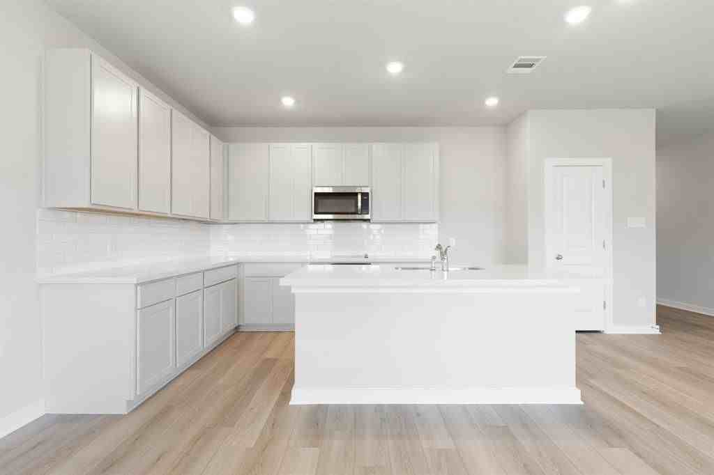 220 Lazy Lizzy Rd - Photo 3 of 22