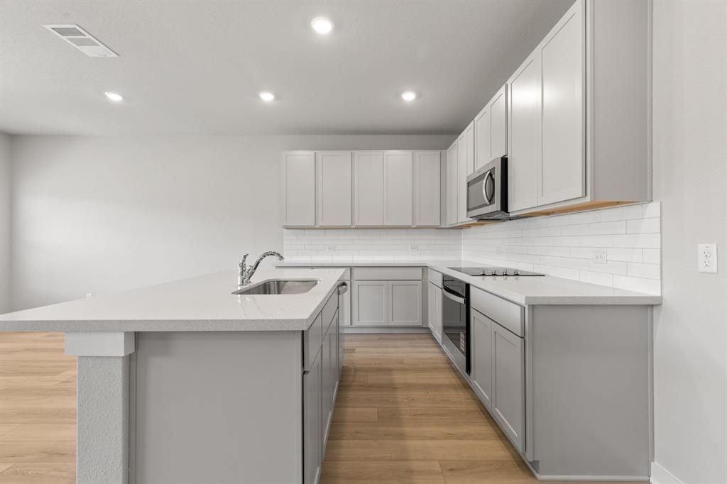 220 Lazy Lizzy Rd - Photo 5 of 22