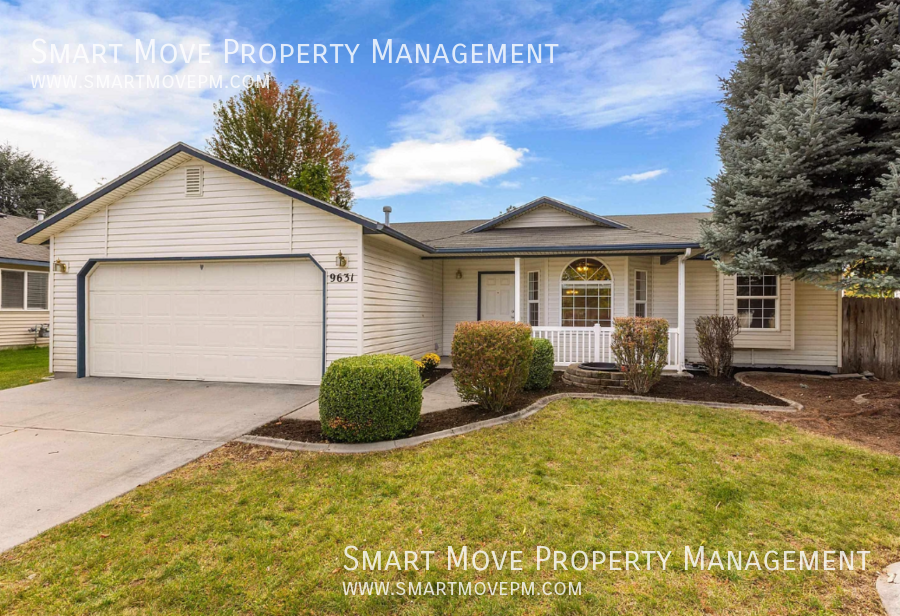 9631 W Ottawa Ct - Photo 2 of 37