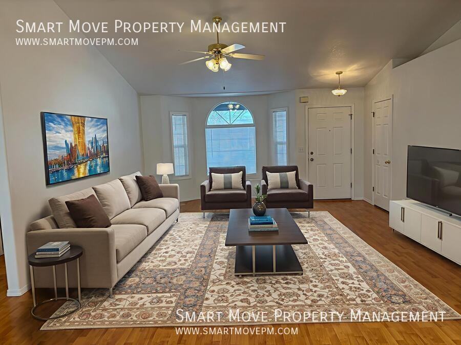 9631 W Ottawa Ct - Photo 3 of 37