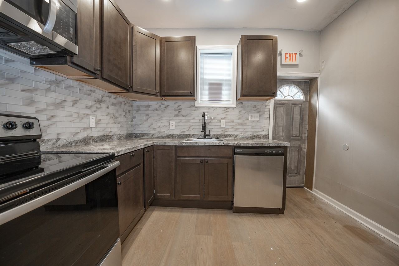 2234 N 16th St - Photo 7 of 18