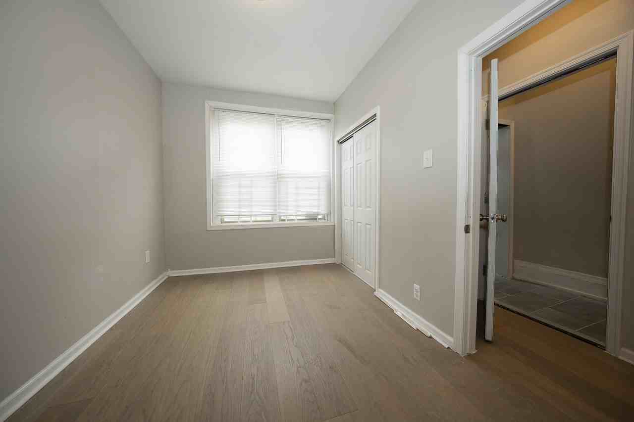 2234 N 16th St - Photo 5 of 18