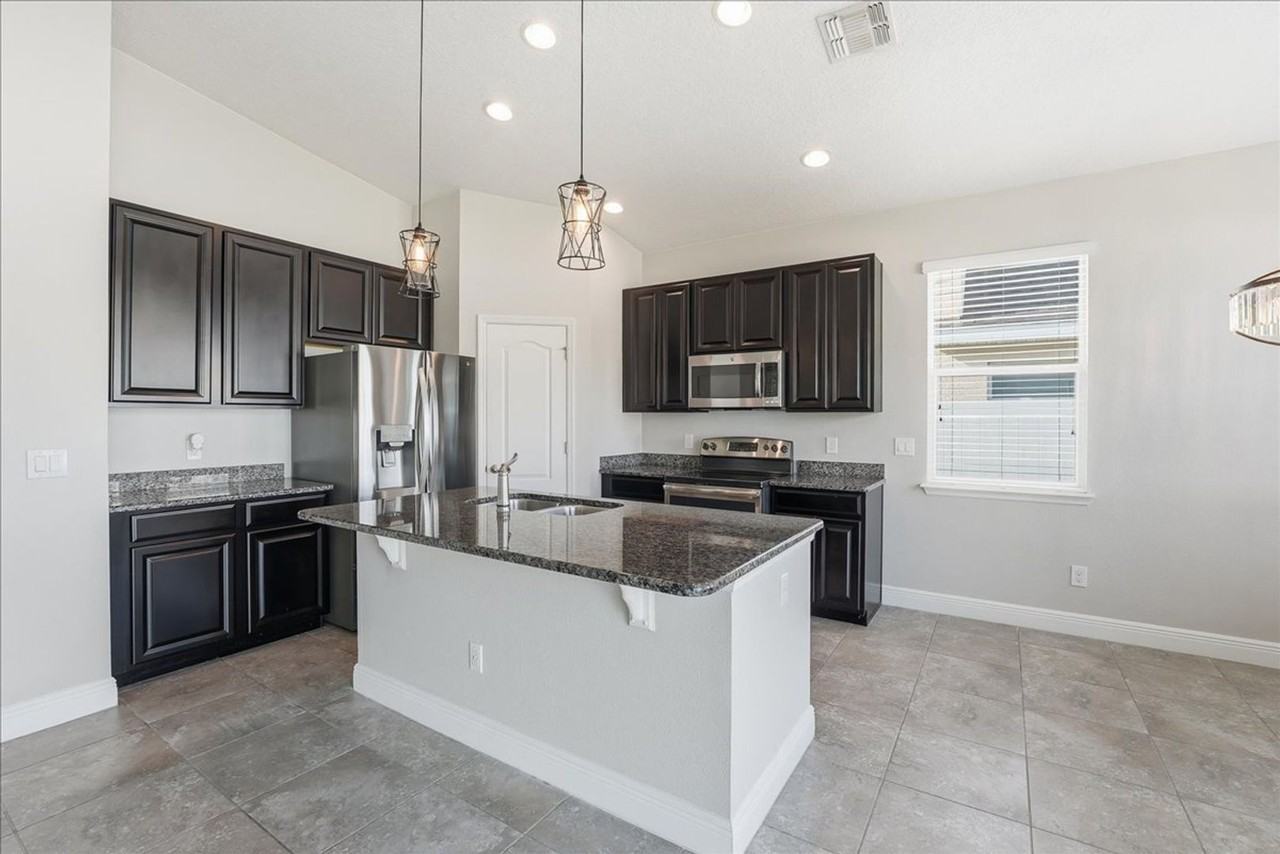 11007 Inside Loop - Photo 6 of 14