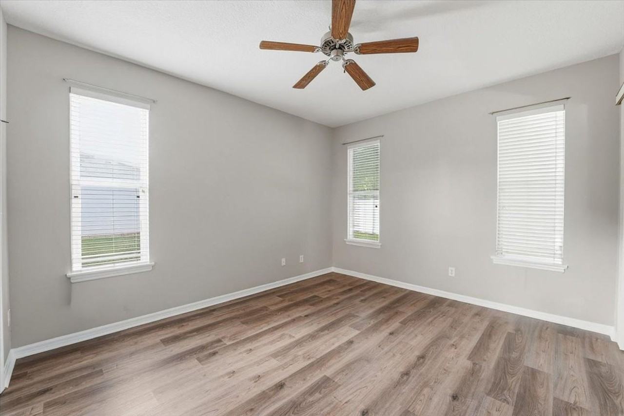 182 Chippendale Ter - Photo 6 of 13