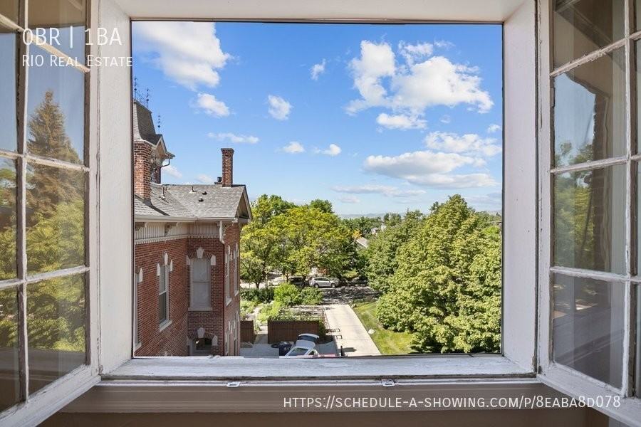 3279 Grove St #17 - Photo 5 of 15