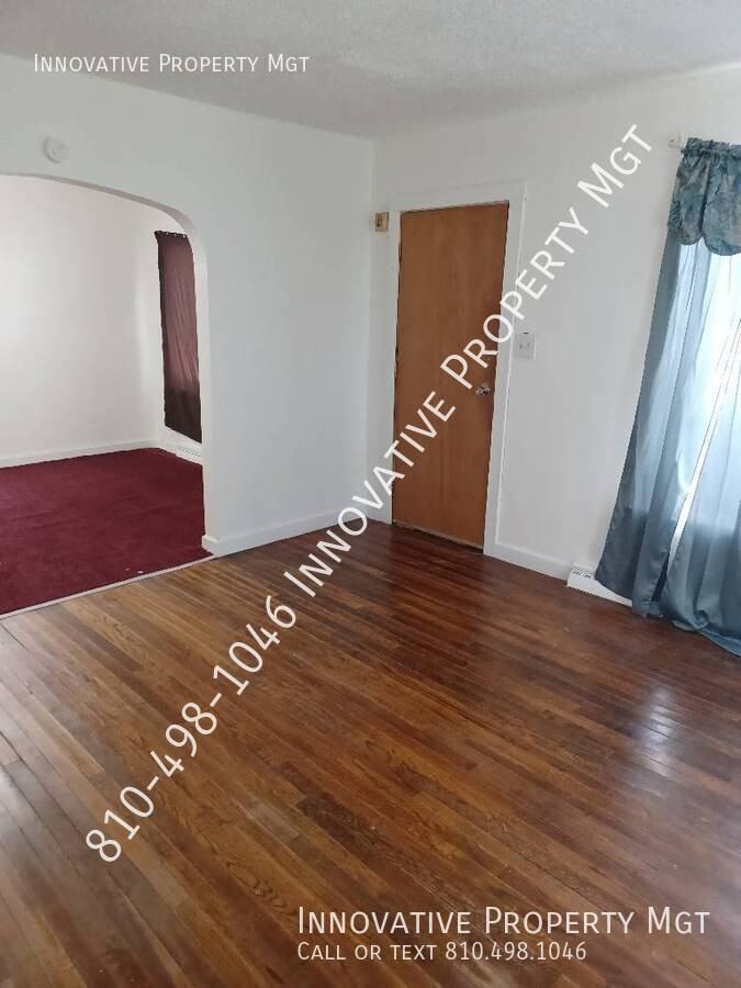 5105 Bray Rd - Photo 4 of 45