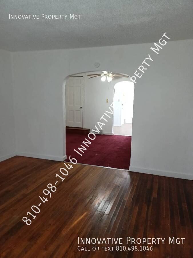 5105 Bray Rd - Photo 5 of 45