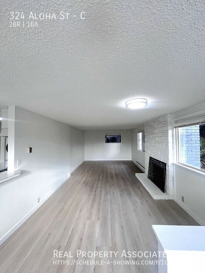 324 Aloha St #C - Photo 2 of 12