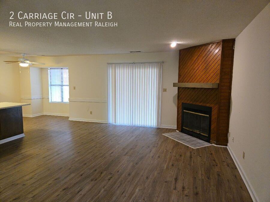 2 Carriage Cir #B - Photo 3 of 11