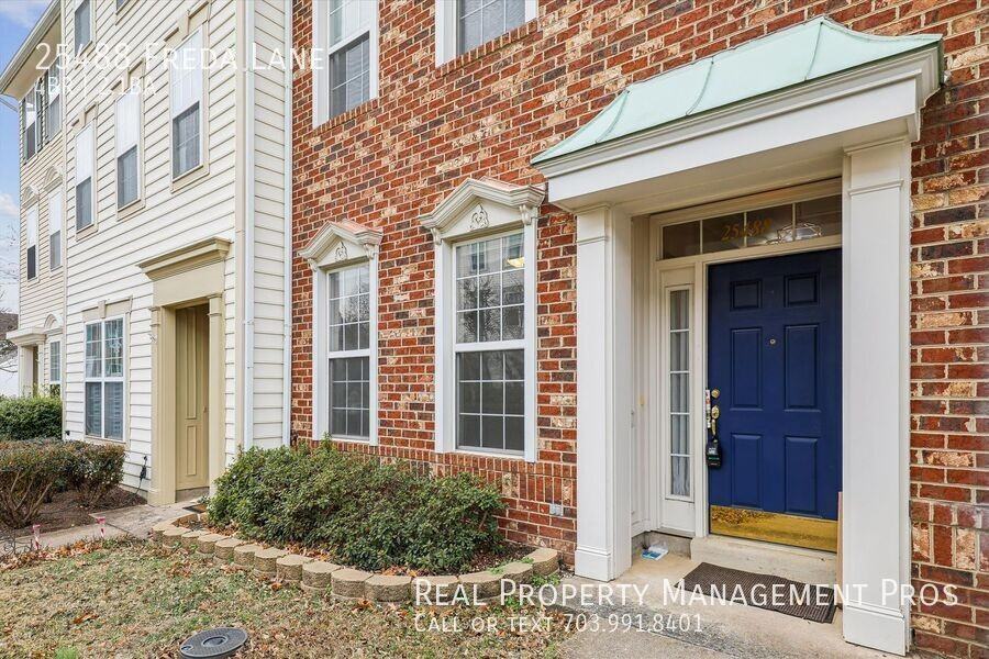 25488 Freda Ln - Photo 2 of 50