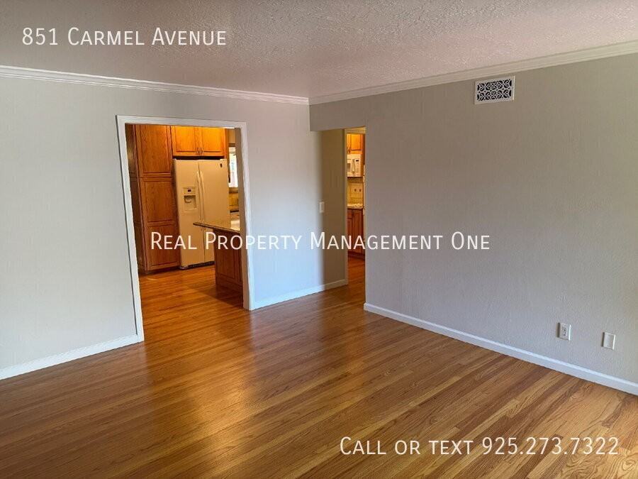 851 Carmel Ave - Photo 5 of 31