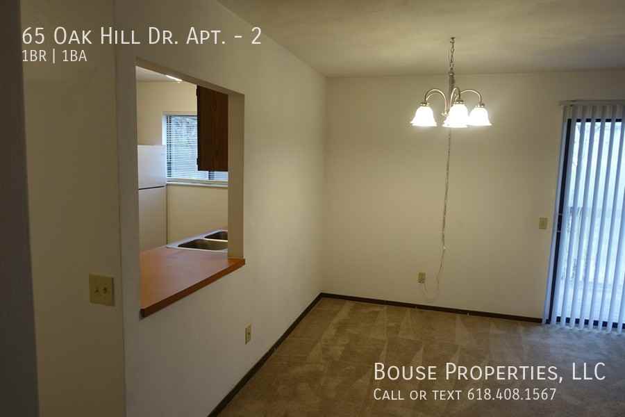 65 Oak Hill Dr #2 - Photo 2 of 5