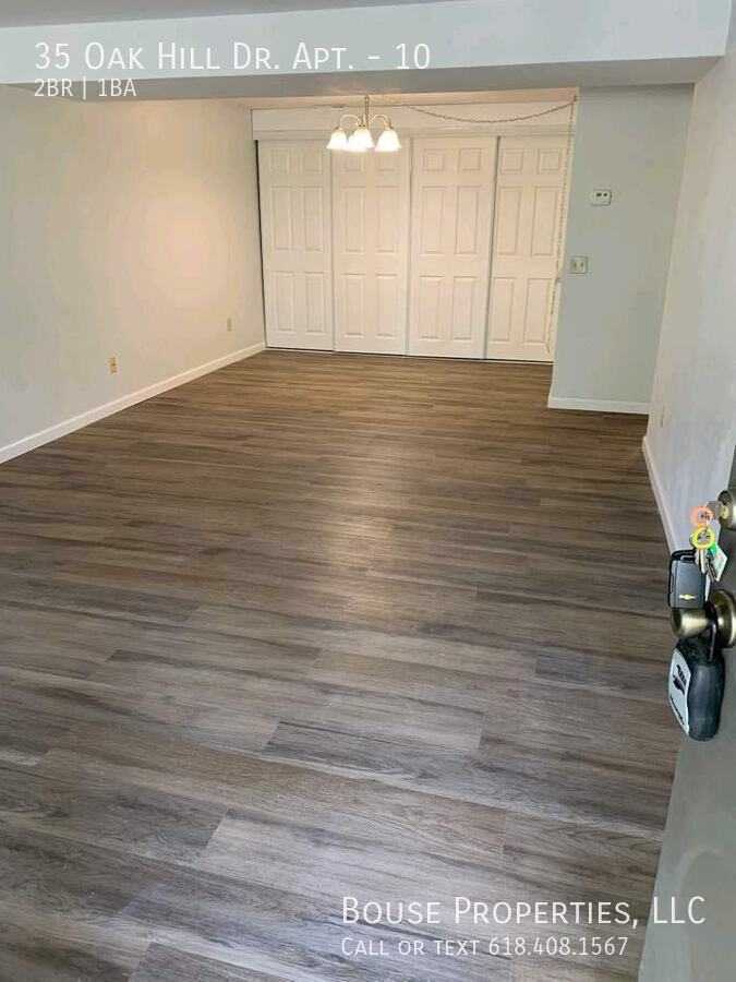 35 Oak Hill Dr #10 - Photo 4 of 5