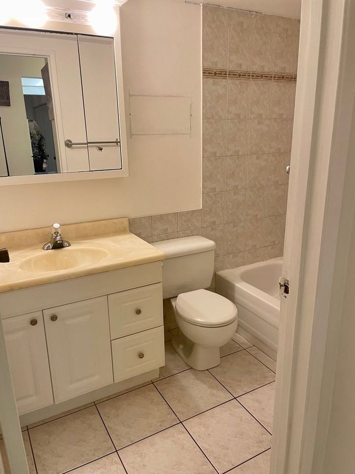 107 10421 93 Street - Photo 3 of 9