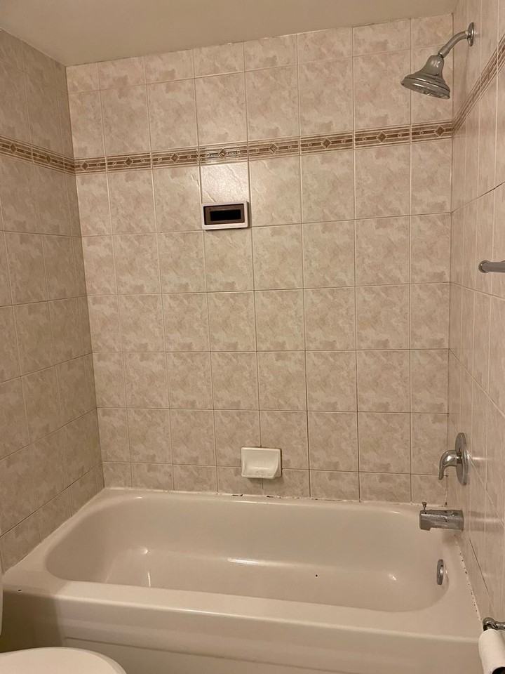 107 10421 93 Street - Photo 4 of 9