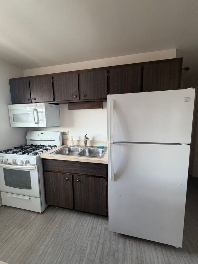 5612 6th Ave #3B - Photo 4 of 8