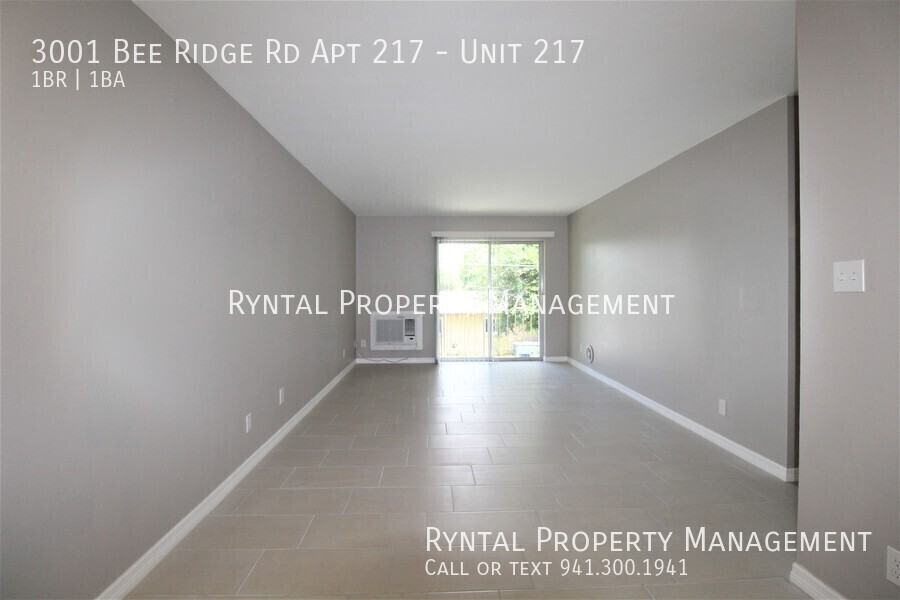 3001 Bee Ridge Rd Apt 217 #217 - Photo 5 of 18