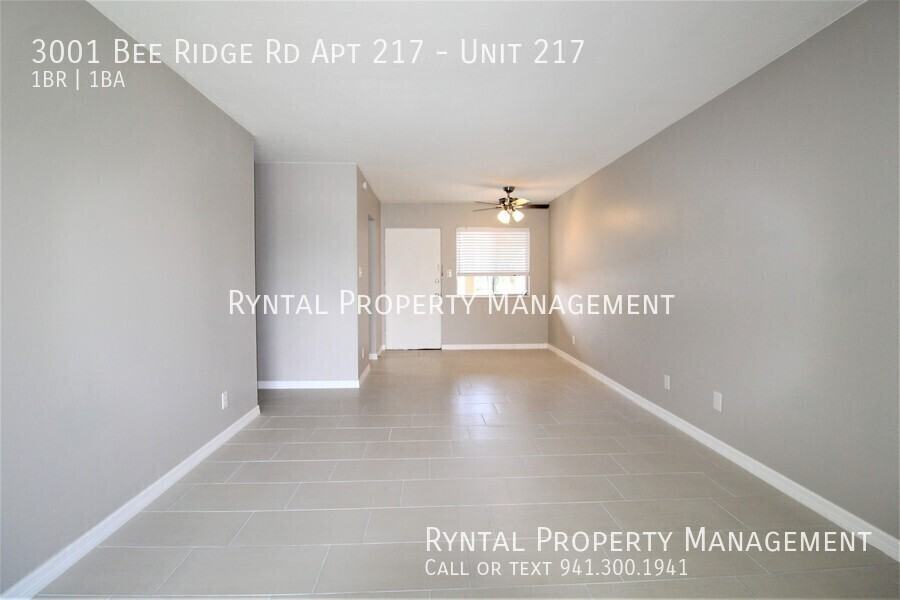 3001 Bee Ridge Rd Apt 217 #217 - Photo 6 of 18