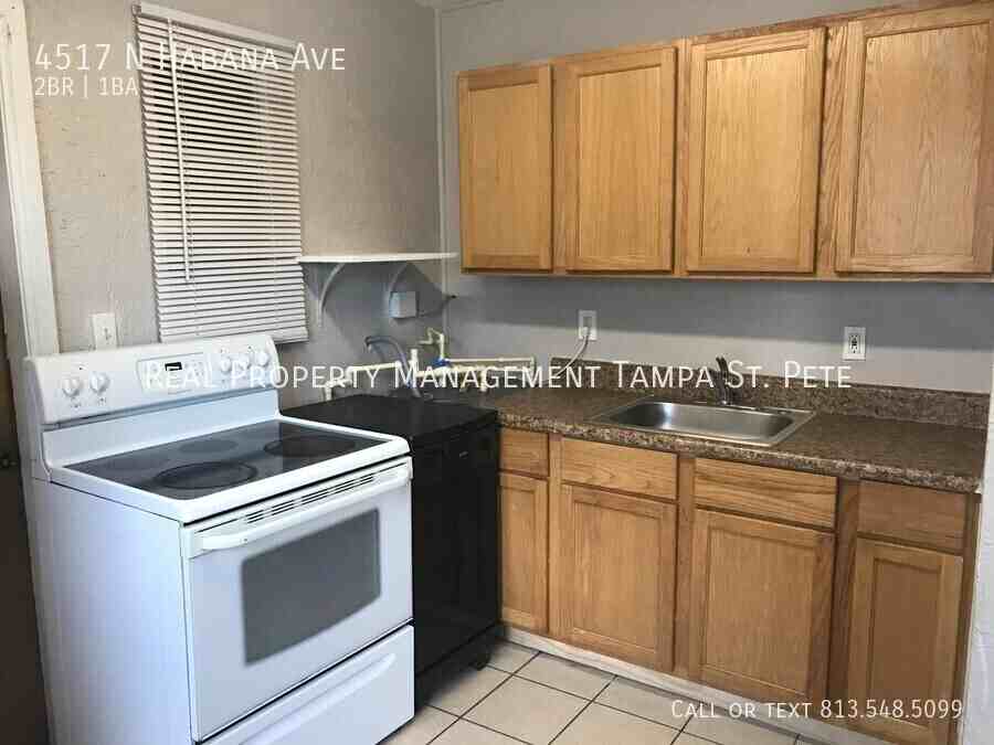 4517 N Habana Ave - Photo 3 of 23