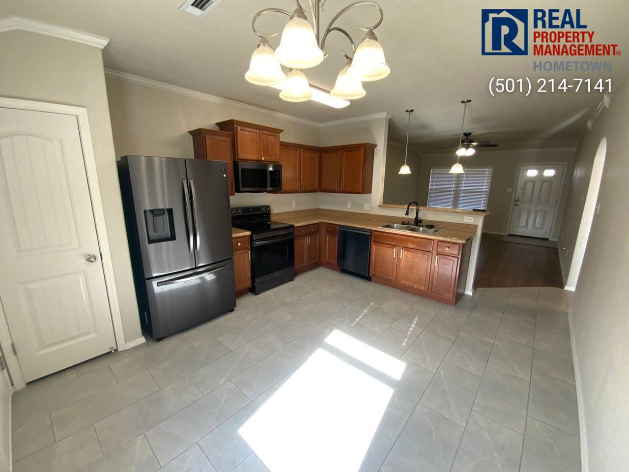 3225 Miracle Heights Cv - Photo 3 of 15