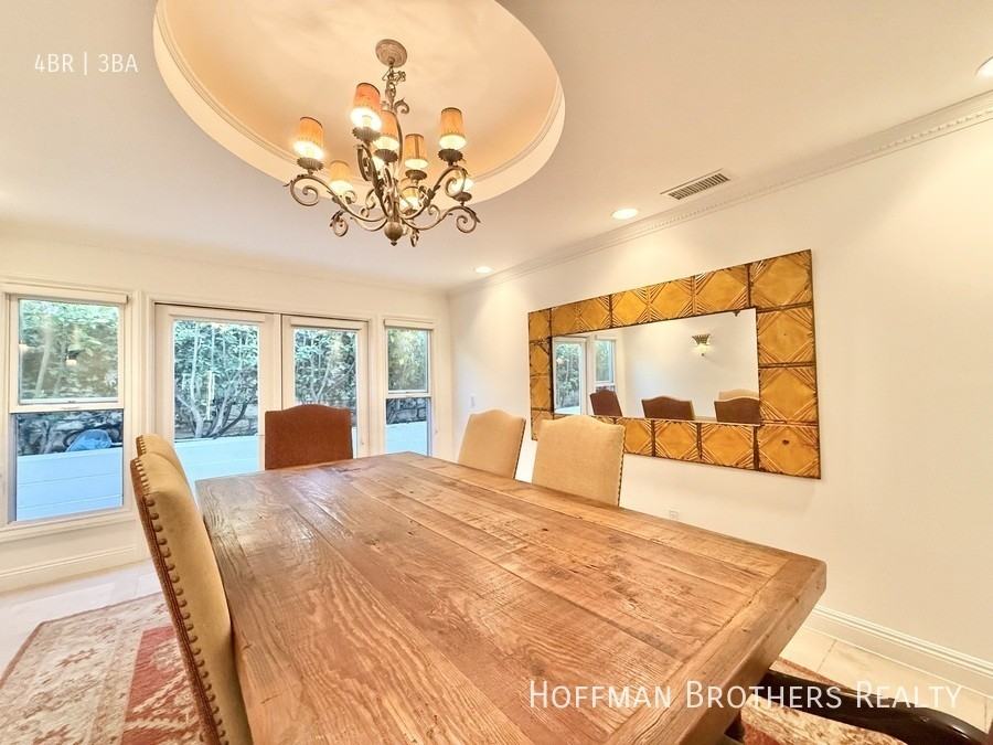 1148 Las Pulgas Rd - Photo 5 of 24