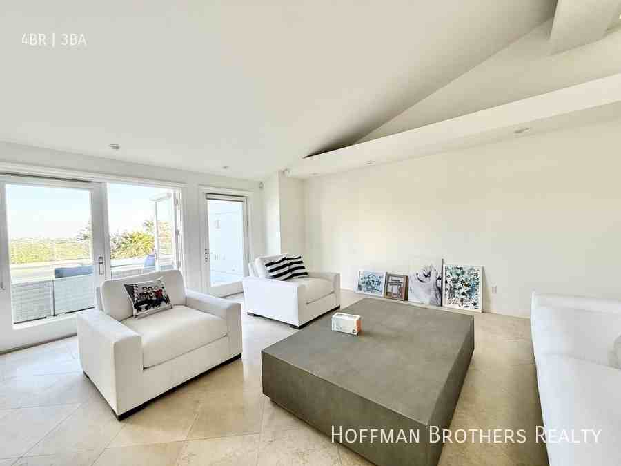 1148 Las Pulgas Rd - Photo 7 of 24