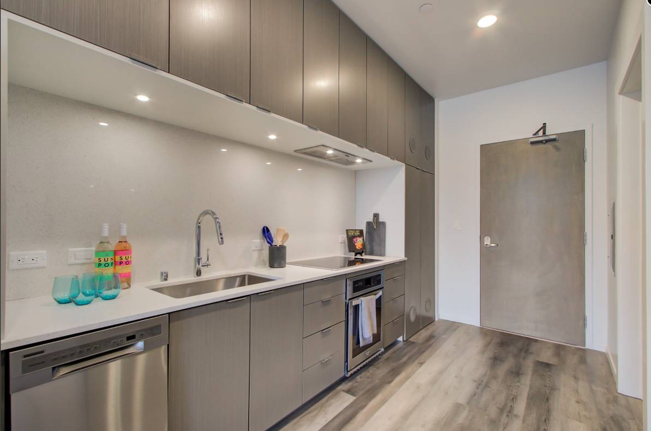 1026 17th St #815 - Photo 3 of 16