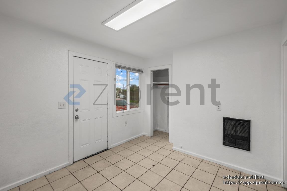 1323 Monterey Ave #2 - Photo 6 of 18