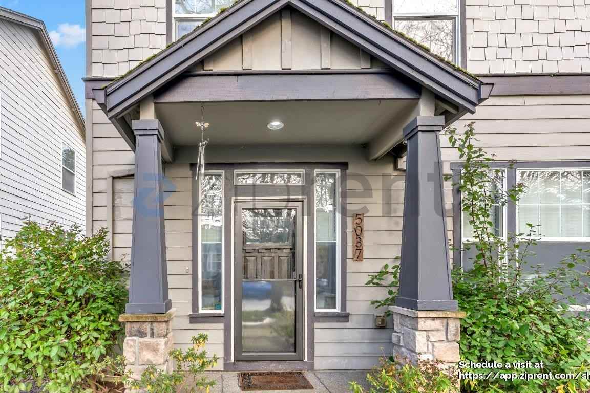 5037 N Cecelia St - Photo 4 of 21