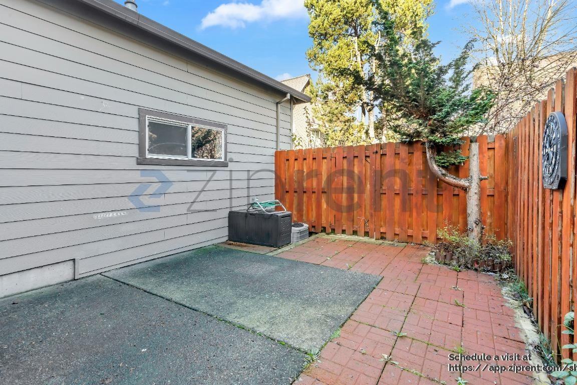 5037 N Cecelia St - Photo 5 of 21