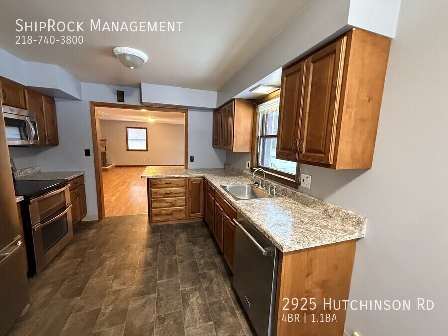 2925 Hutchinson Rd - Photo 3 of 20