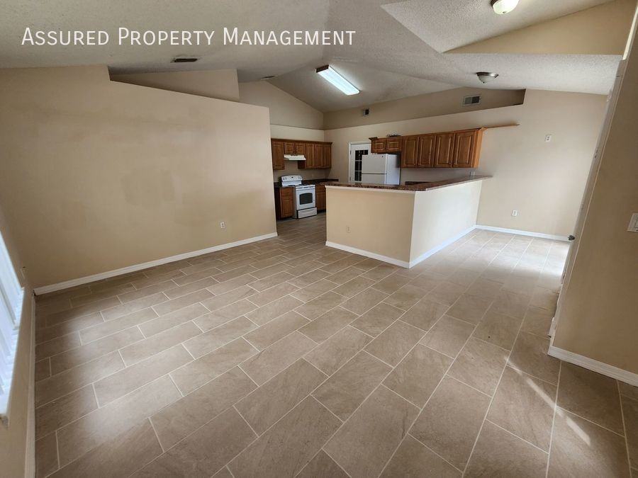 6913 Long Needle Ct - Photo 2 of 11