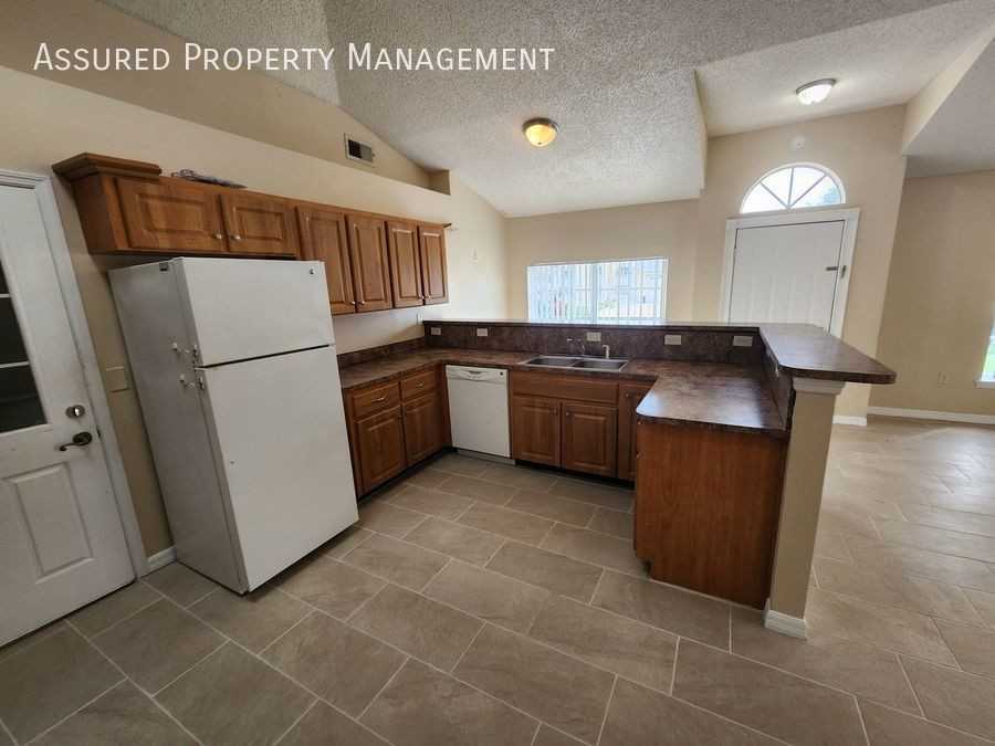 6913 Long Needle Ct - Photo 3 of 11