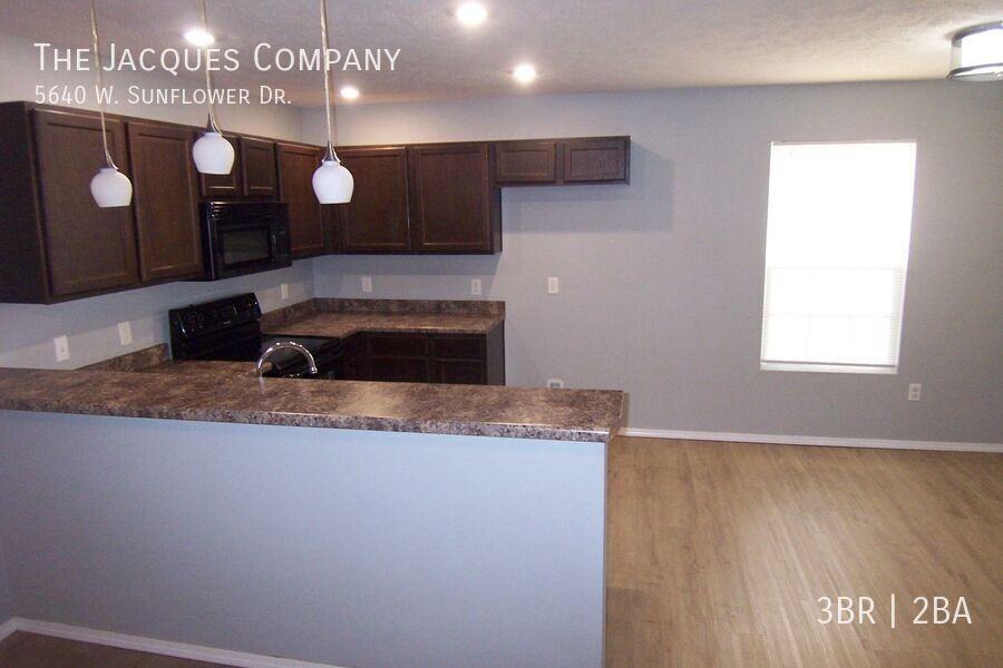 5640 W Sunflower Dr - Photo 5 of 12