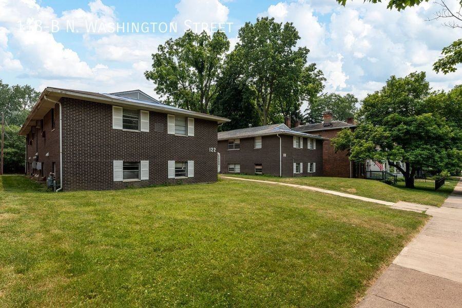 118 N Washington St Apt B - Photo 2 of 23