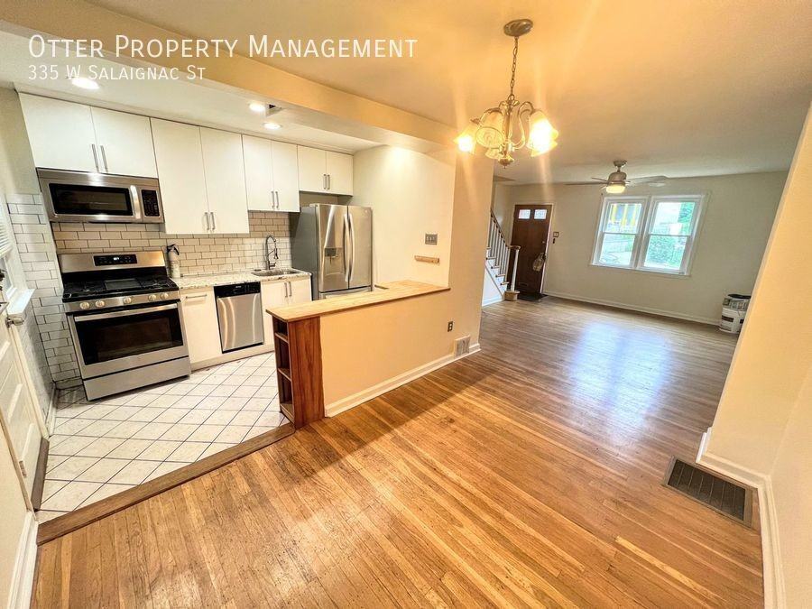 335 W Salaignac St - Photo 5 of 29