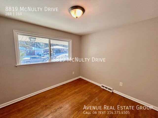 8819 Mcnulty Dr - Photo 4 of 7